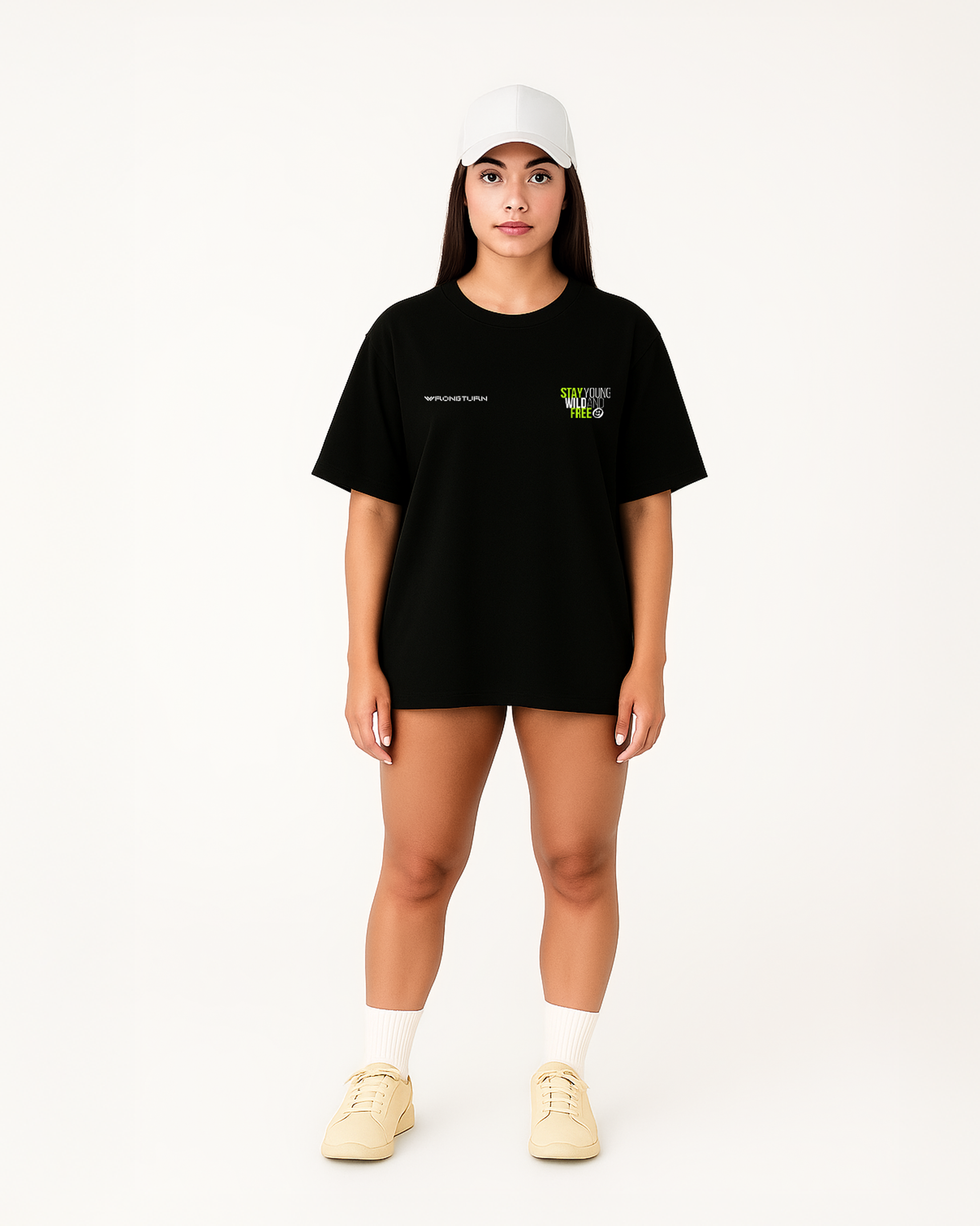 KEEP SMILING Oversized Tee
